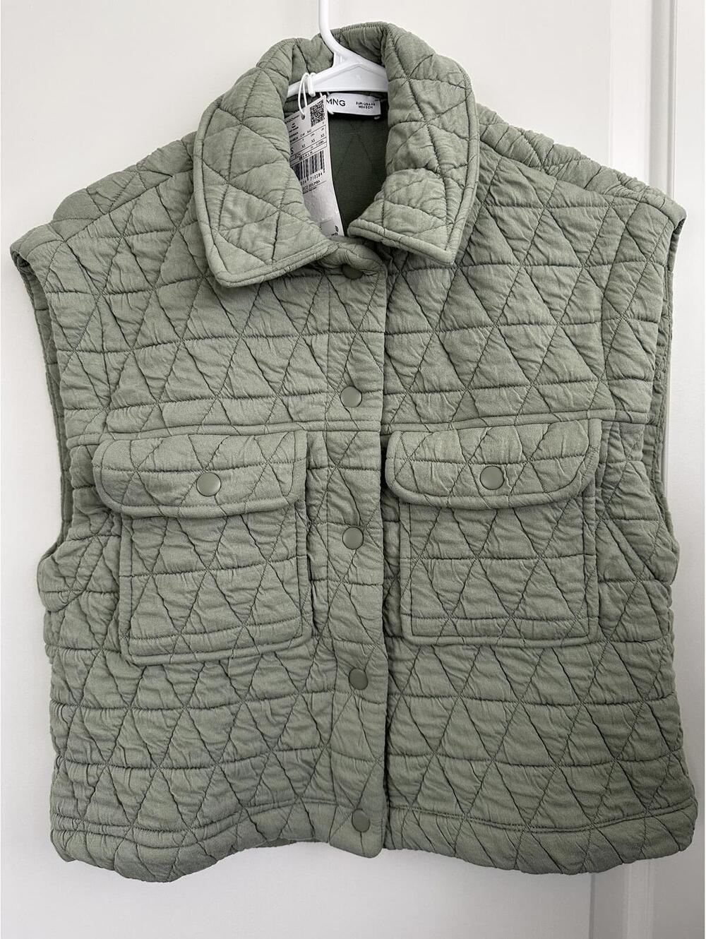 Mango Quilted Vest with Buttons NWT Pastel Green XS - Picture 4 of 9